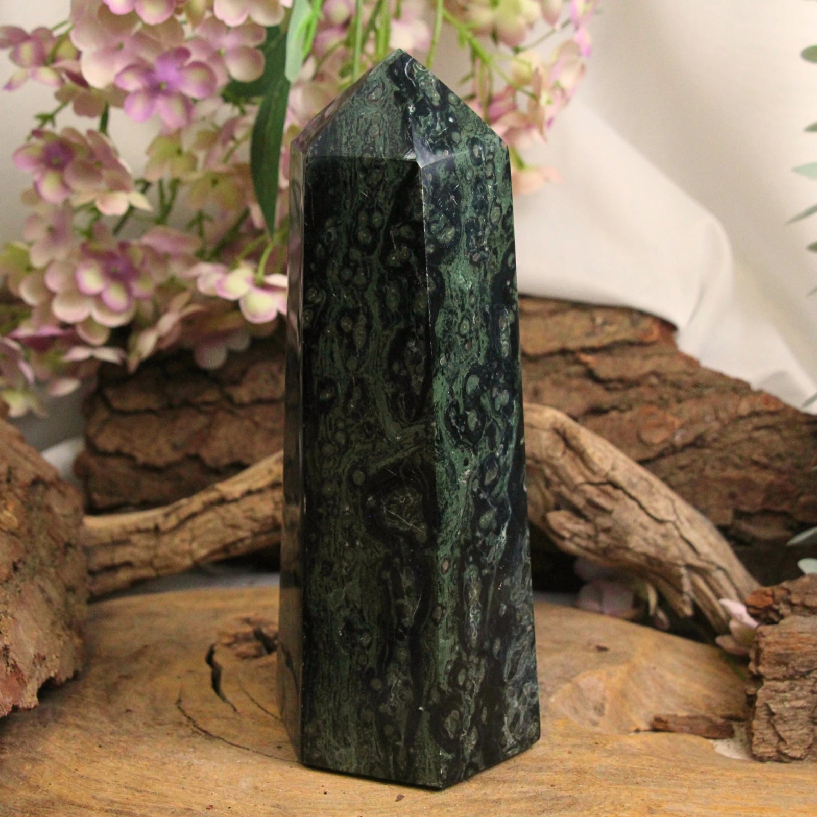 Jaspis Kamballa obelisk nr.01