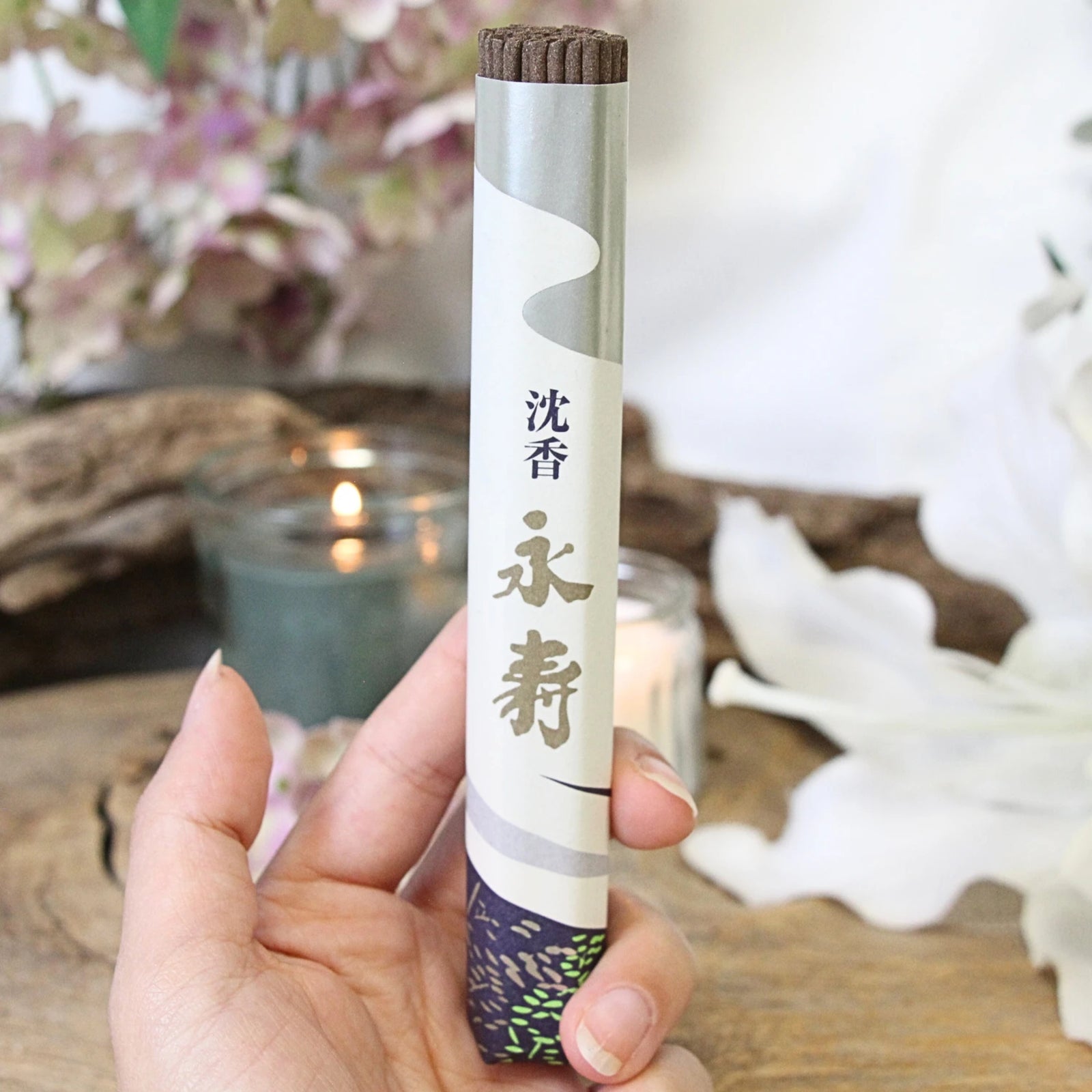 Jin-koh Eiju - Aloëhout - Nippon Kodo Wierook Stokjes - 1 rol