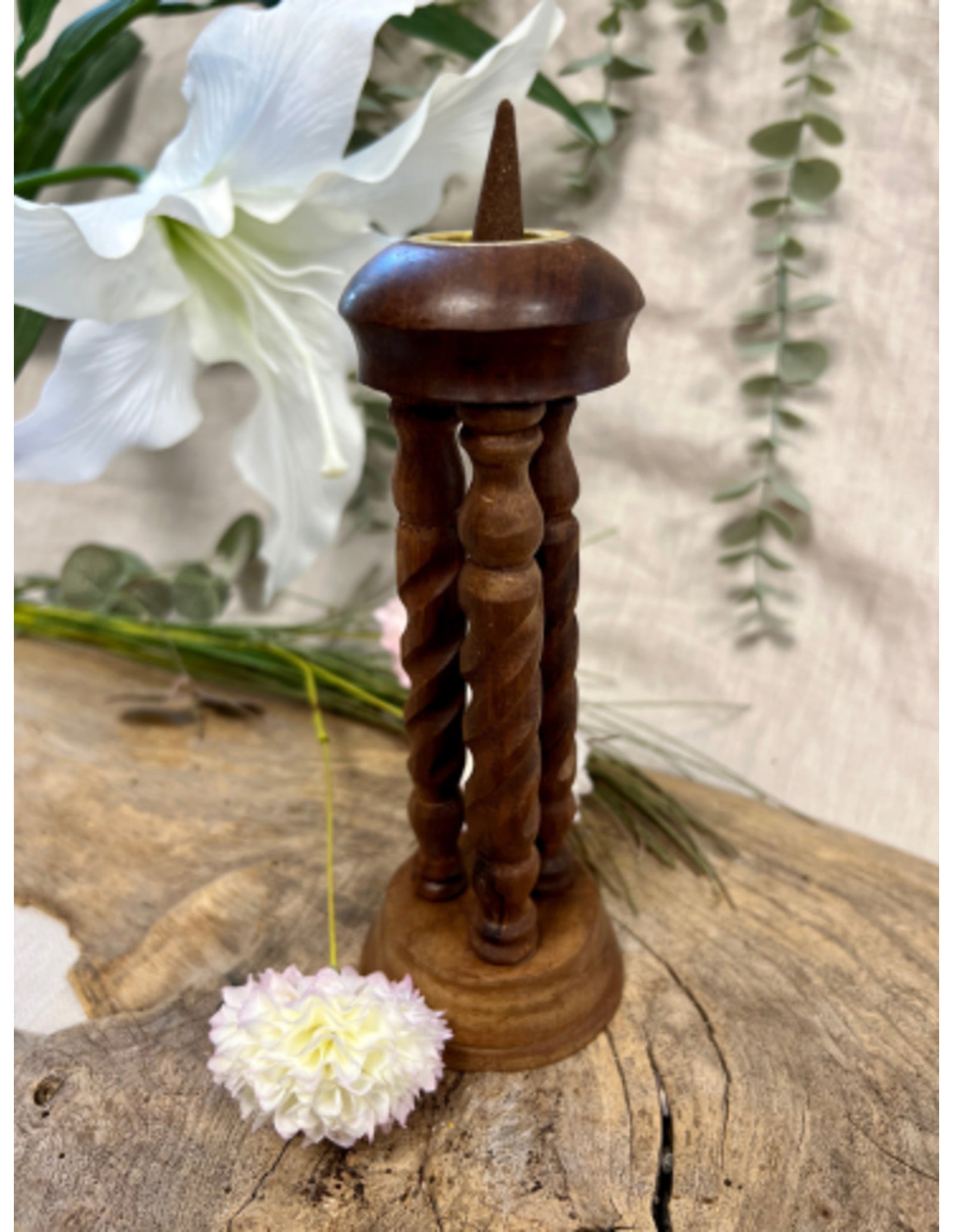 Kegel wierook brander / kaarsenstandaard - middel - 17,5cm