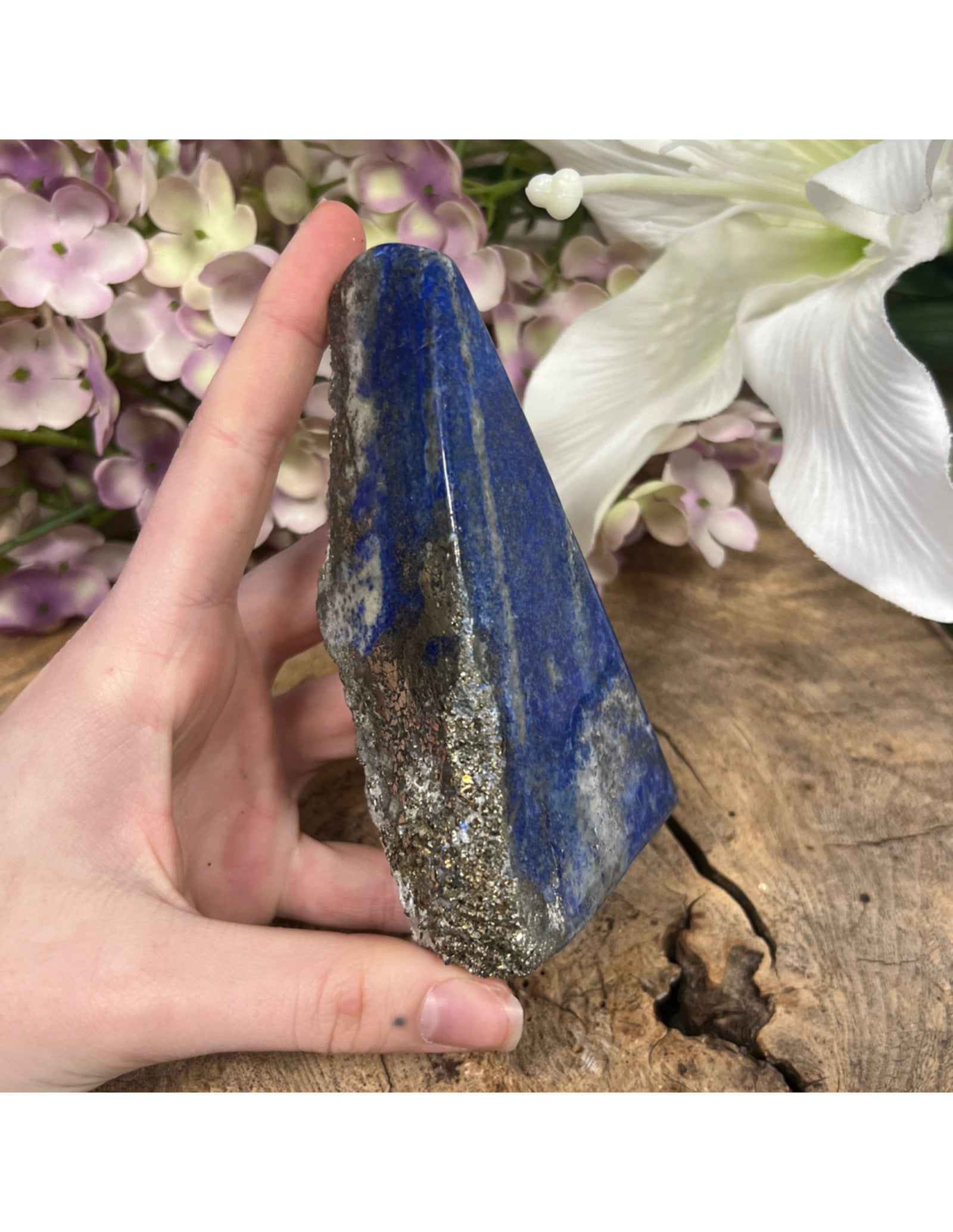 Lapis Lazuli half gepolijst nr.01