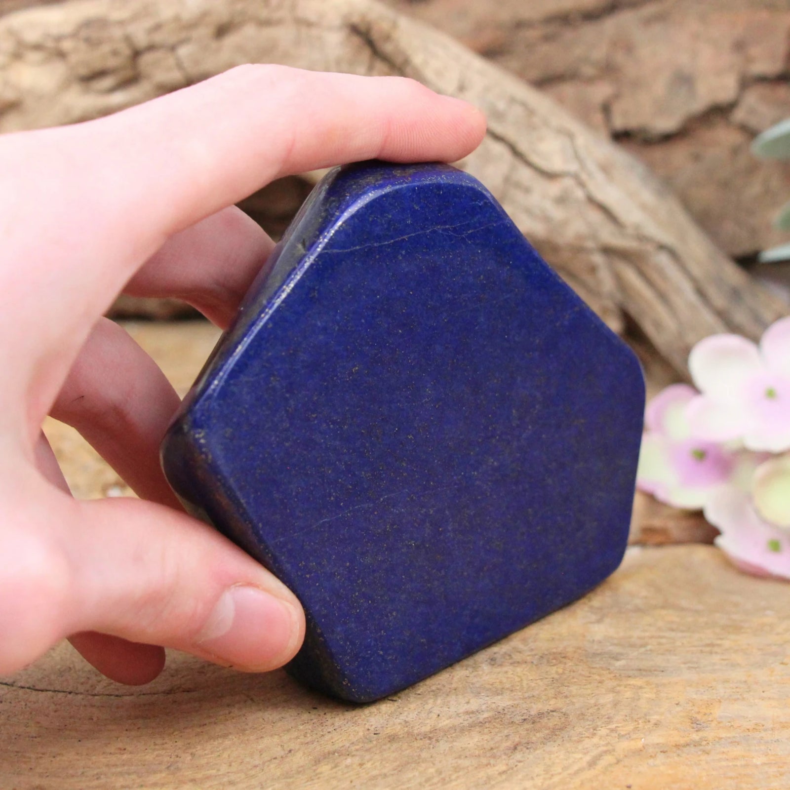 Lapis Lazuli sculptuur nr.24