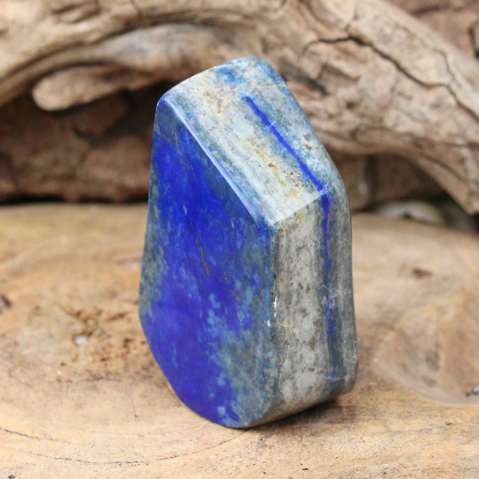 Lapis Lazuli sculptuur nr.26