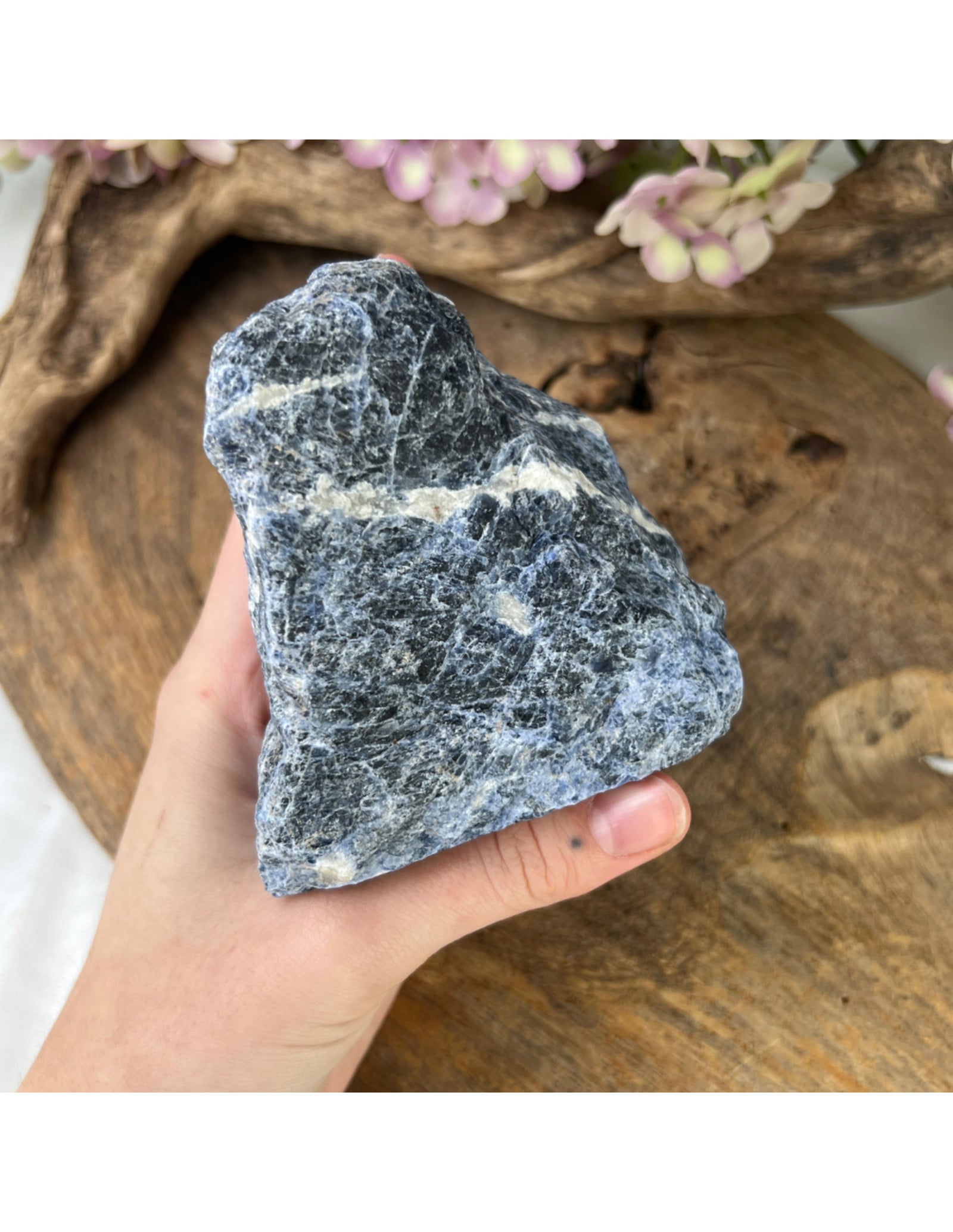 Sodaliet ruw cut base nr.09