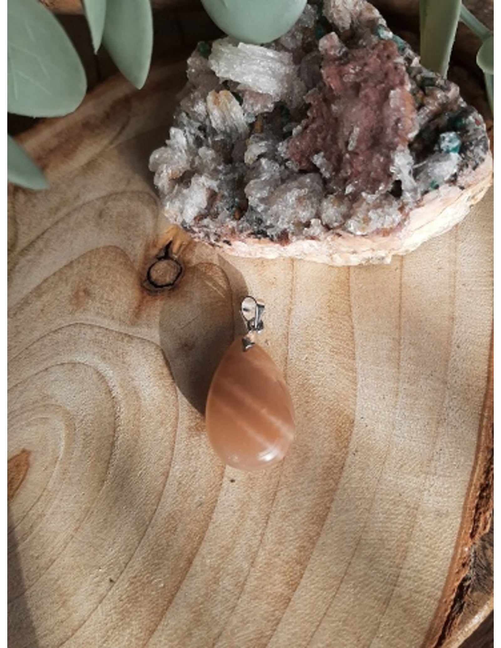 The drop of Maansteen oranje - hanger