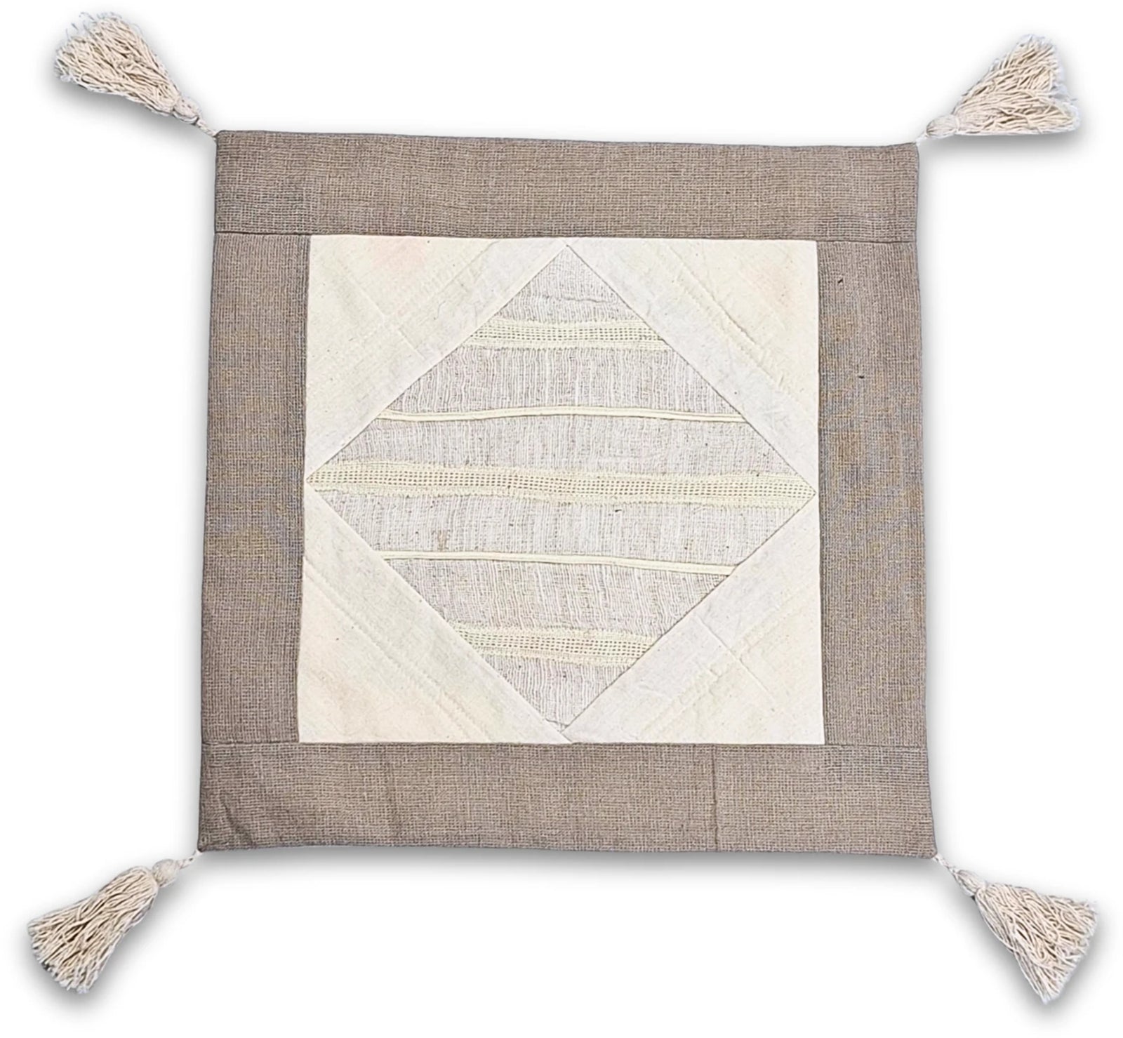 Varada Kussenhoes met kwasten - Ruit Creme - naturel