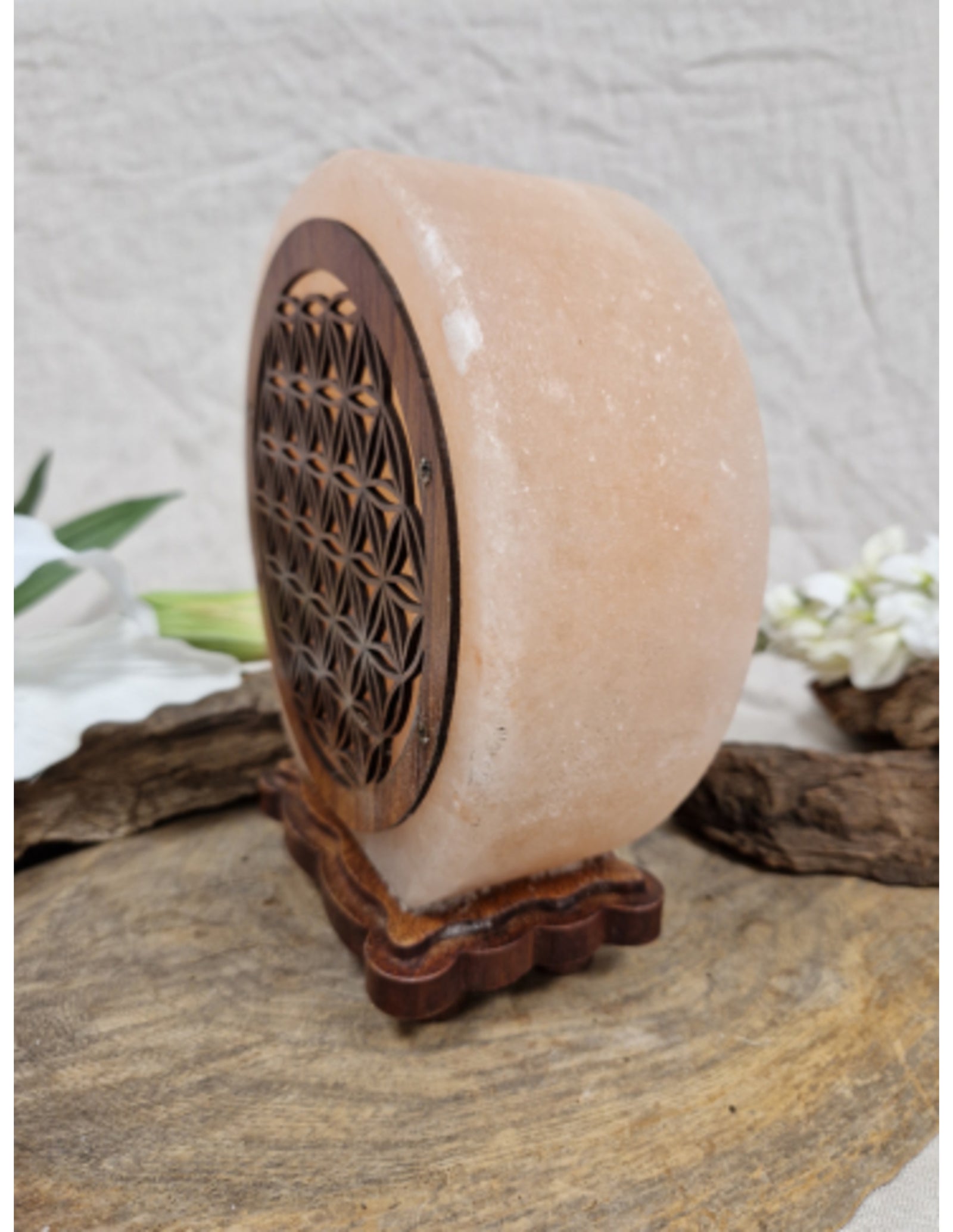 Zoutsteen lamp flower of life rond deco incl. elektra