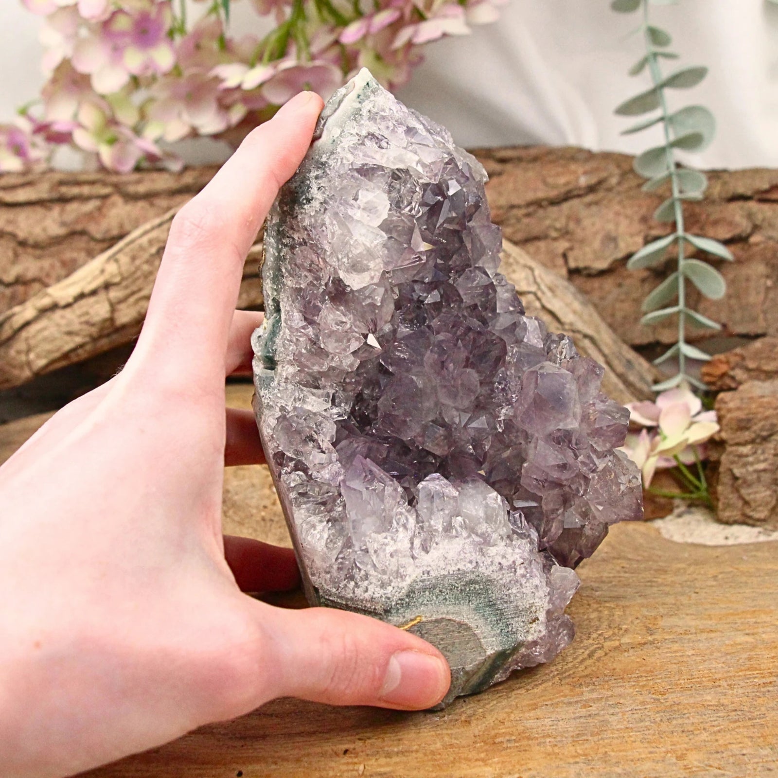 Amethist Brazilië ruw cut base nr.120