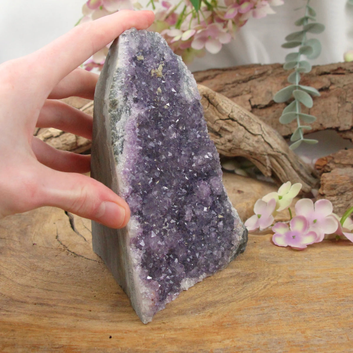 Amethist Brazilië ruw cut base nr.126