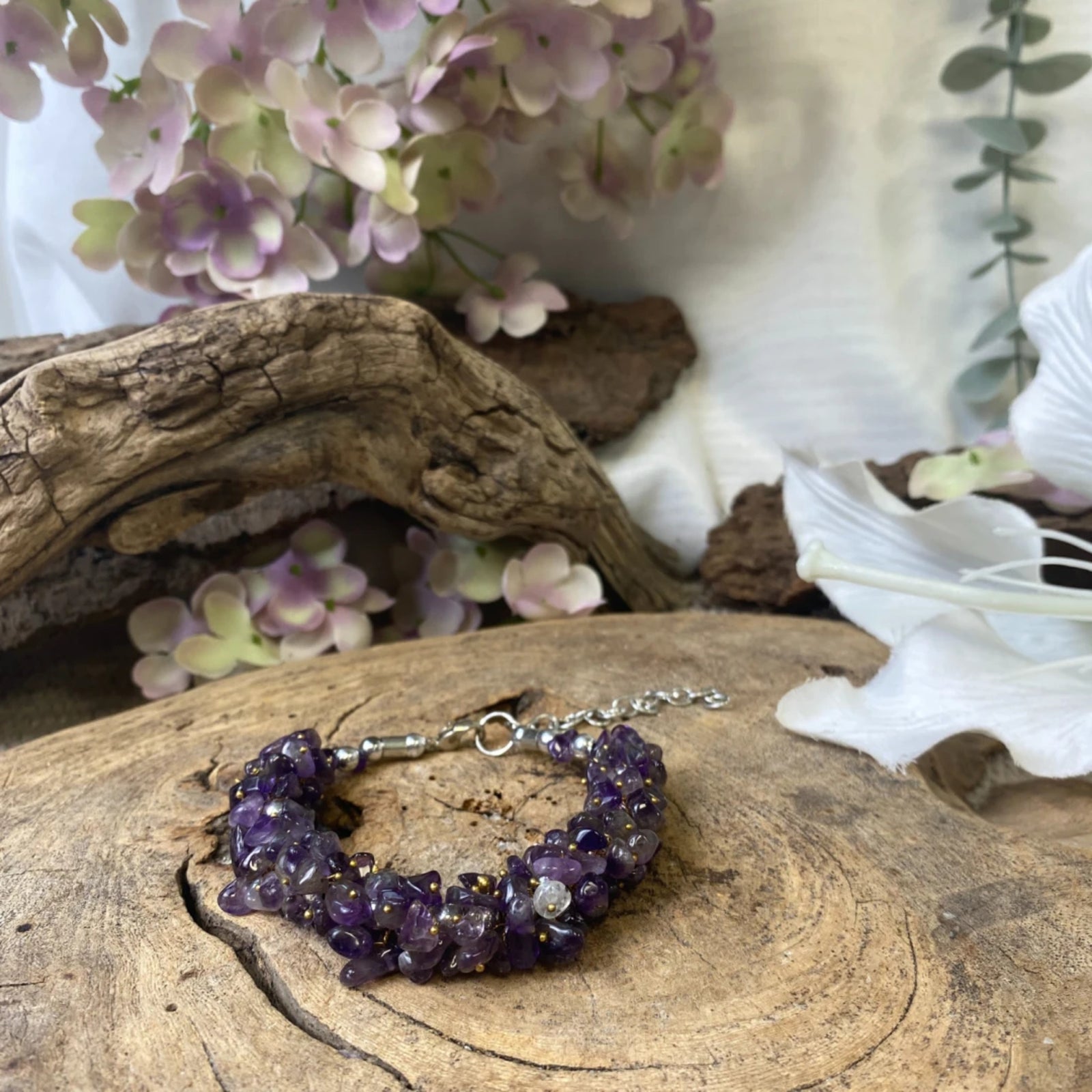 Amethist splitarmband cluster met sluiting