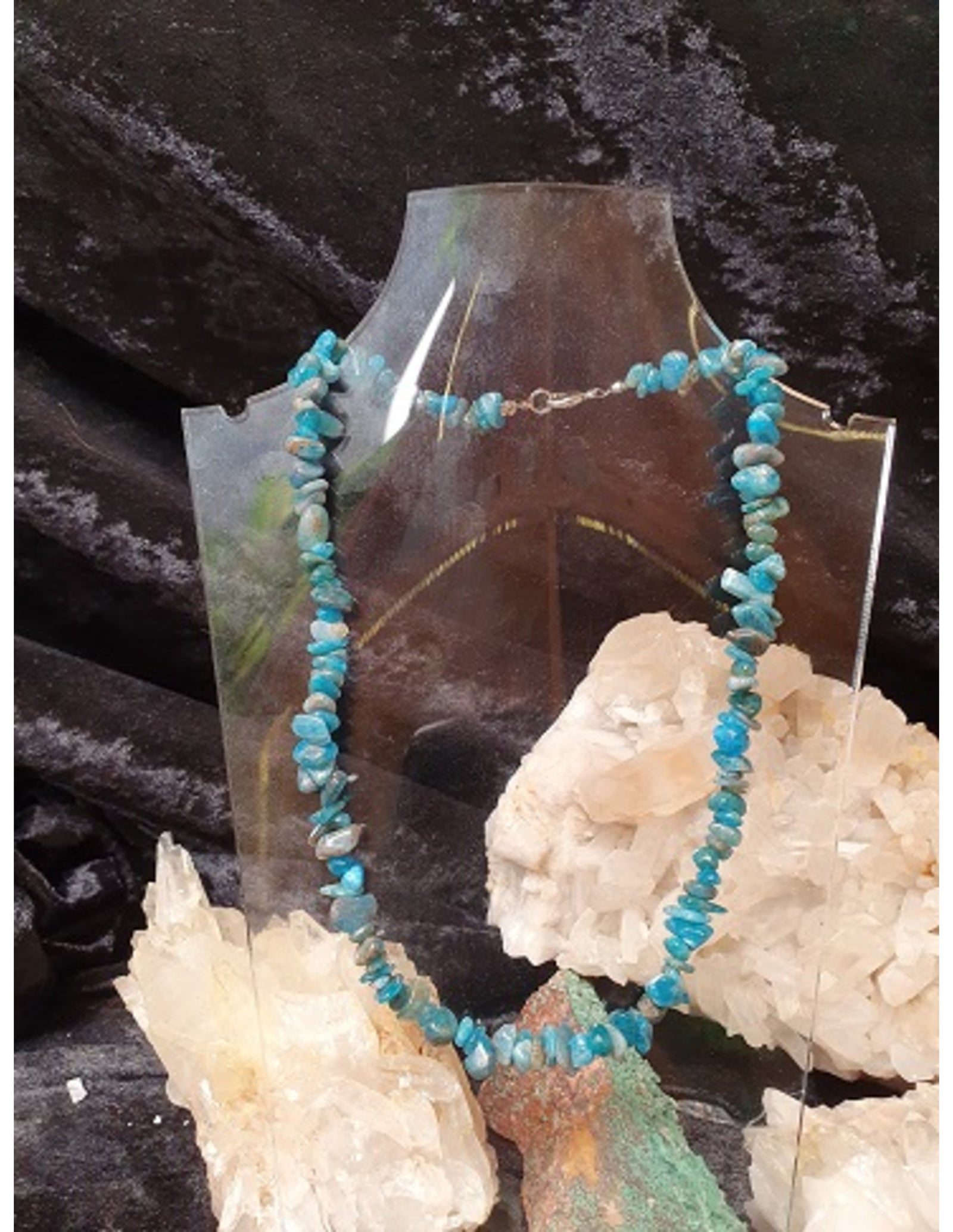 Apatiet splitketting