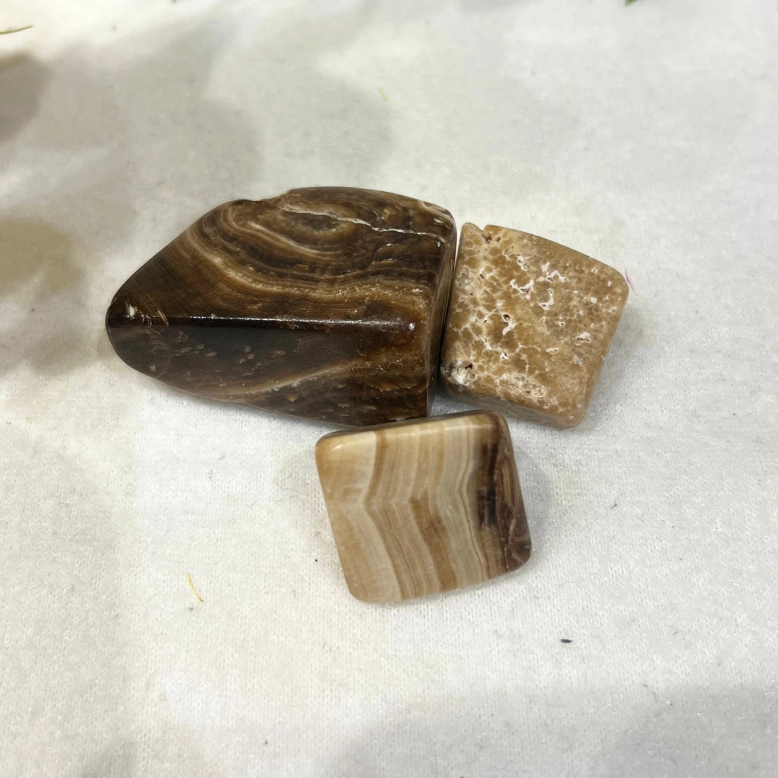 Aragoniet bruin A 100 gr. trommelstenen (mt3)