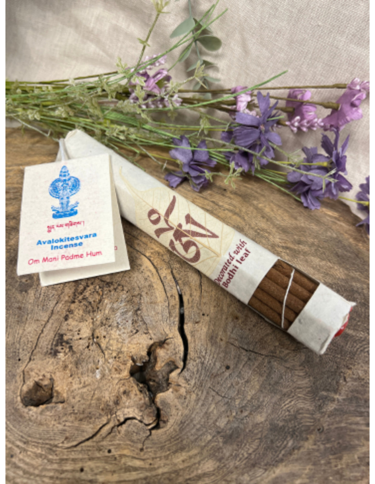 Avalokitesvara / Chenrezig Tibetaanse wierook stokjes met Bodhileaf - Om Mani Peme Hung