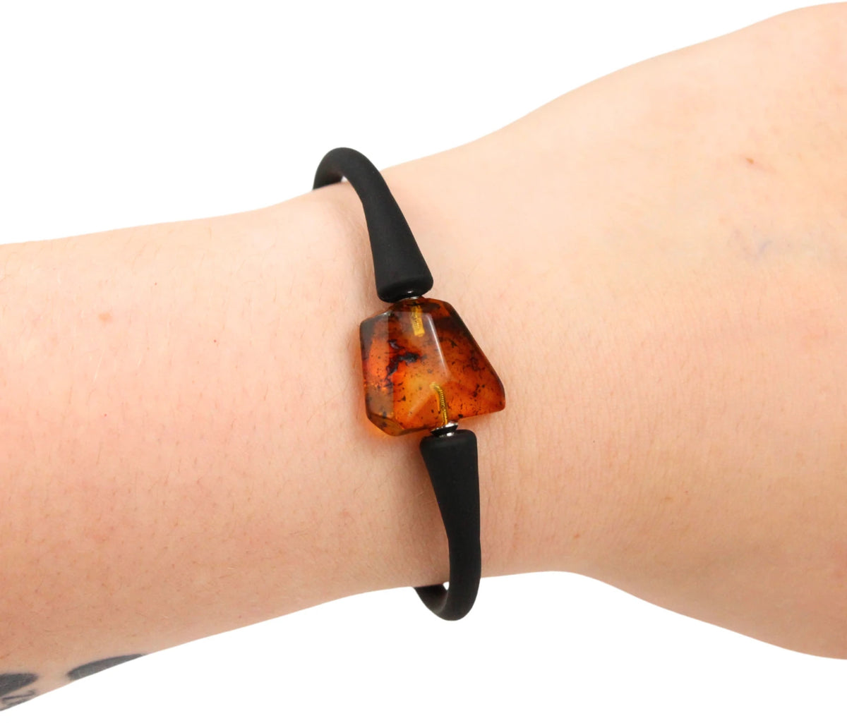 Barnsteen armband met rubber - siliconen (Amber)