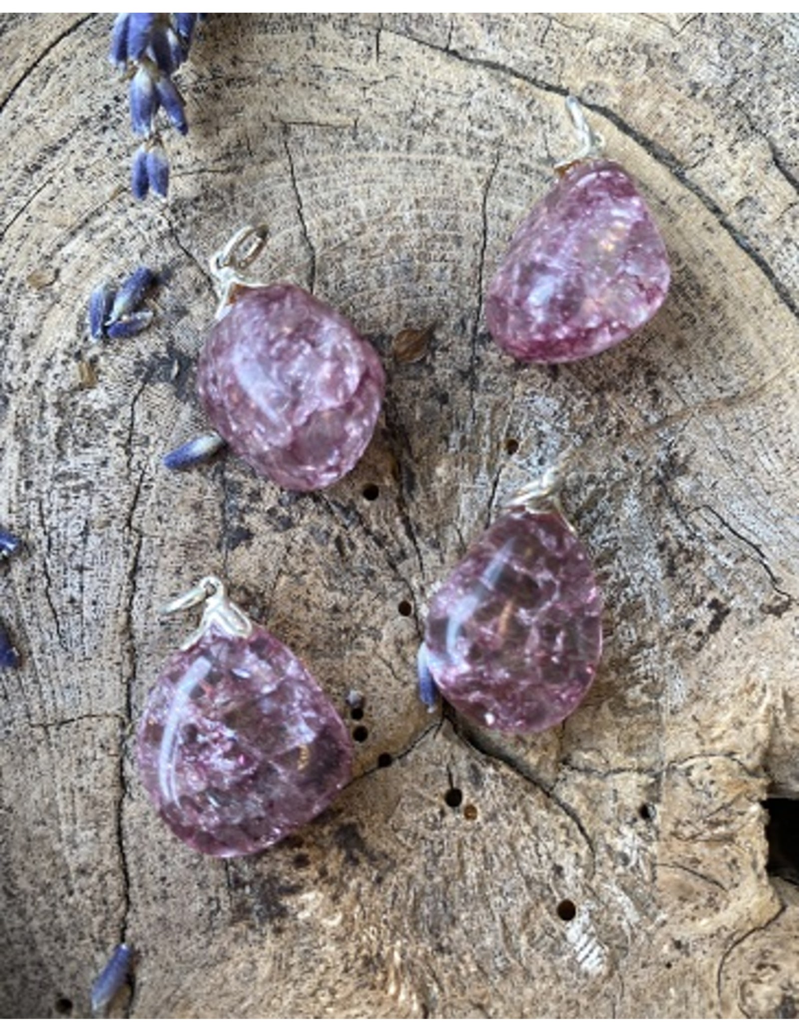 Bergkristal edelsteen hanger crackle roze (gekleurd)