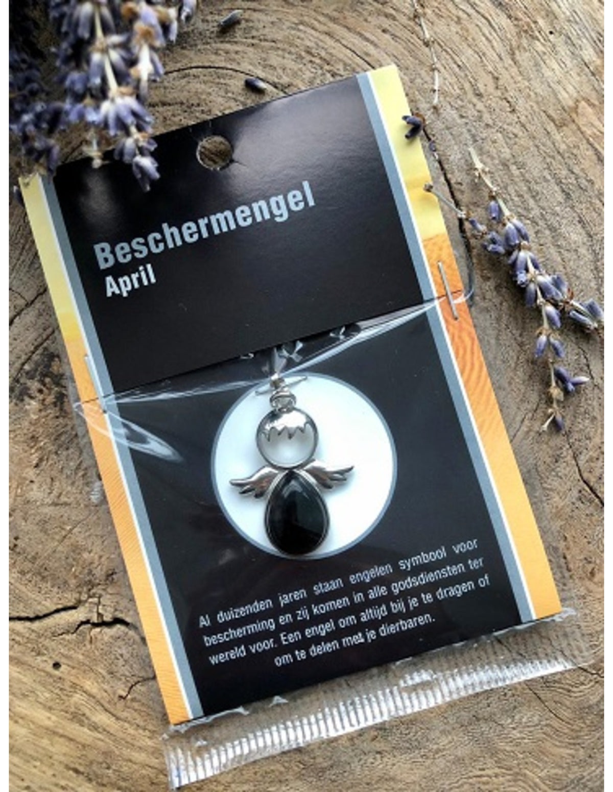 Beschermengel April op kaartje