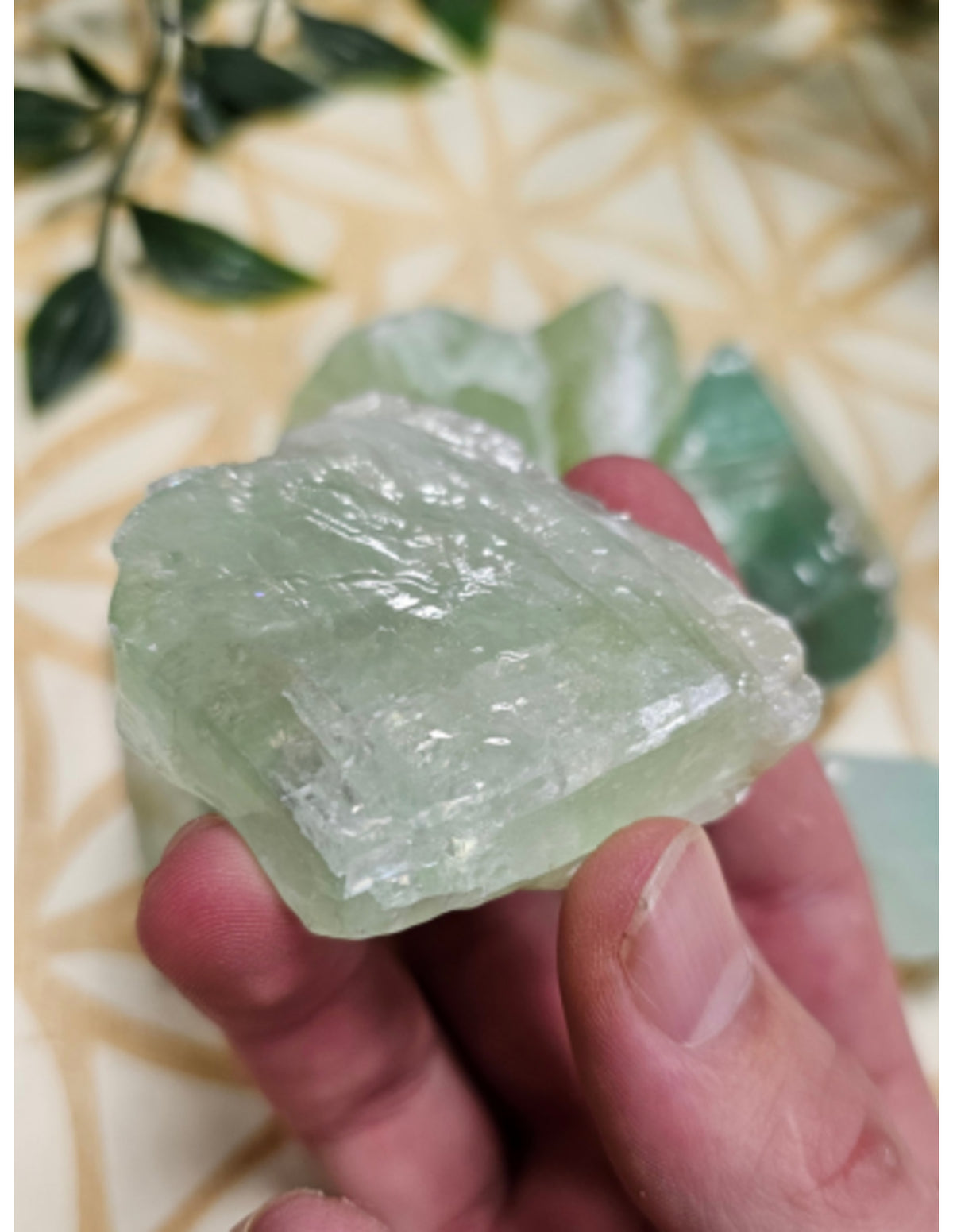 Calciet smaragd groen 250 gr. ruwe brokjes