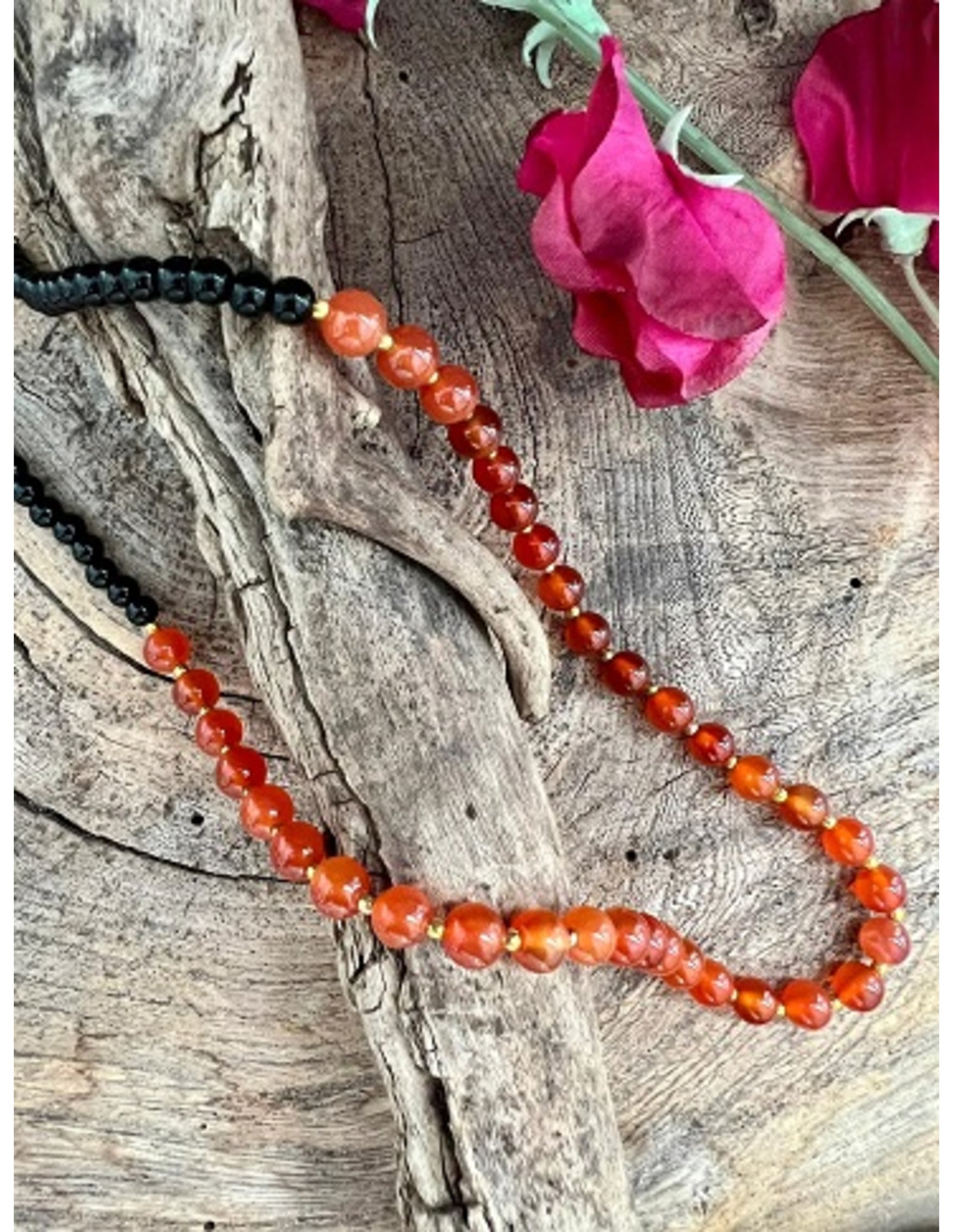 Carneool edelsteen ketting met zwart