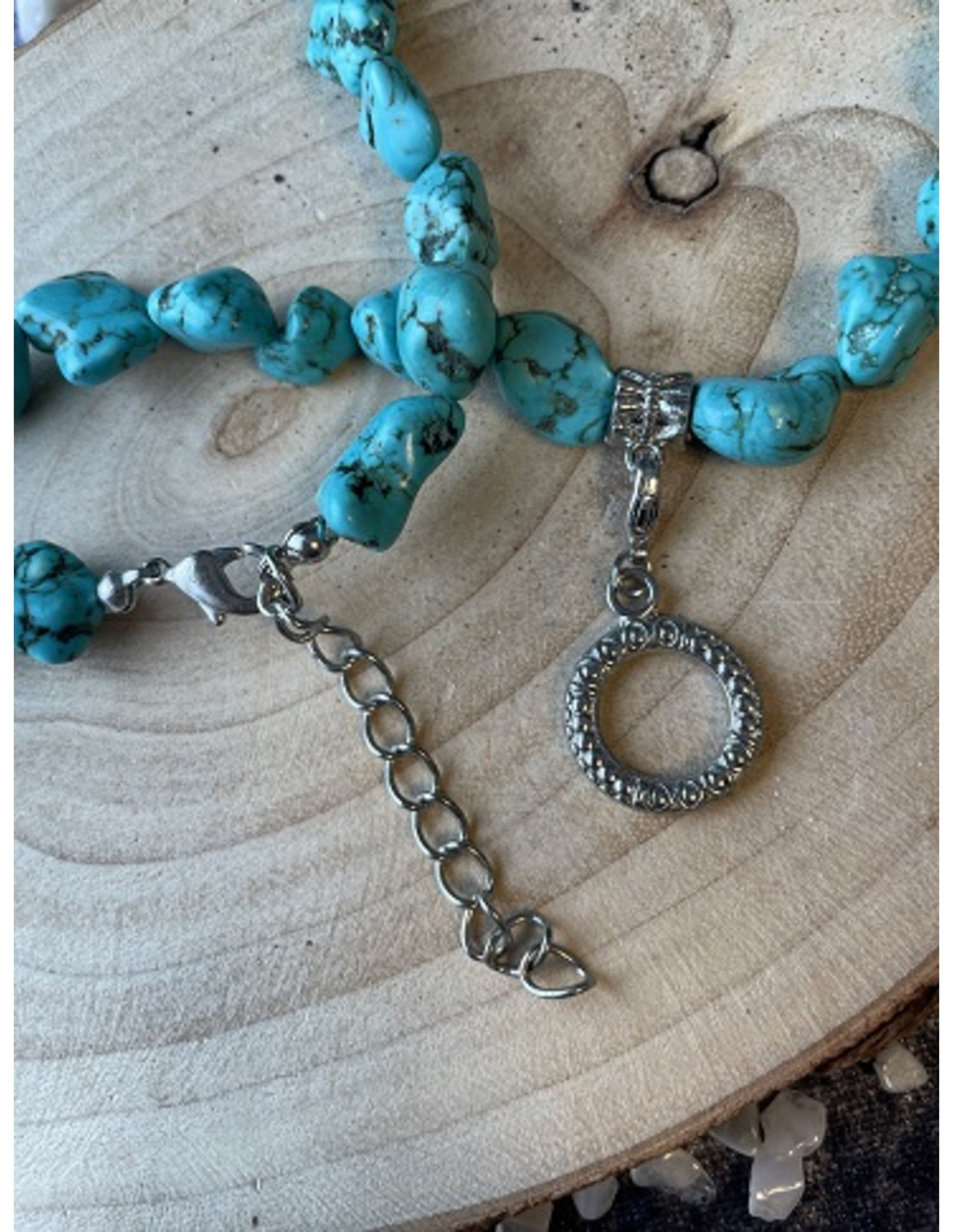 Fashion ketting Howliet blauw nugget (bijgekleurd)