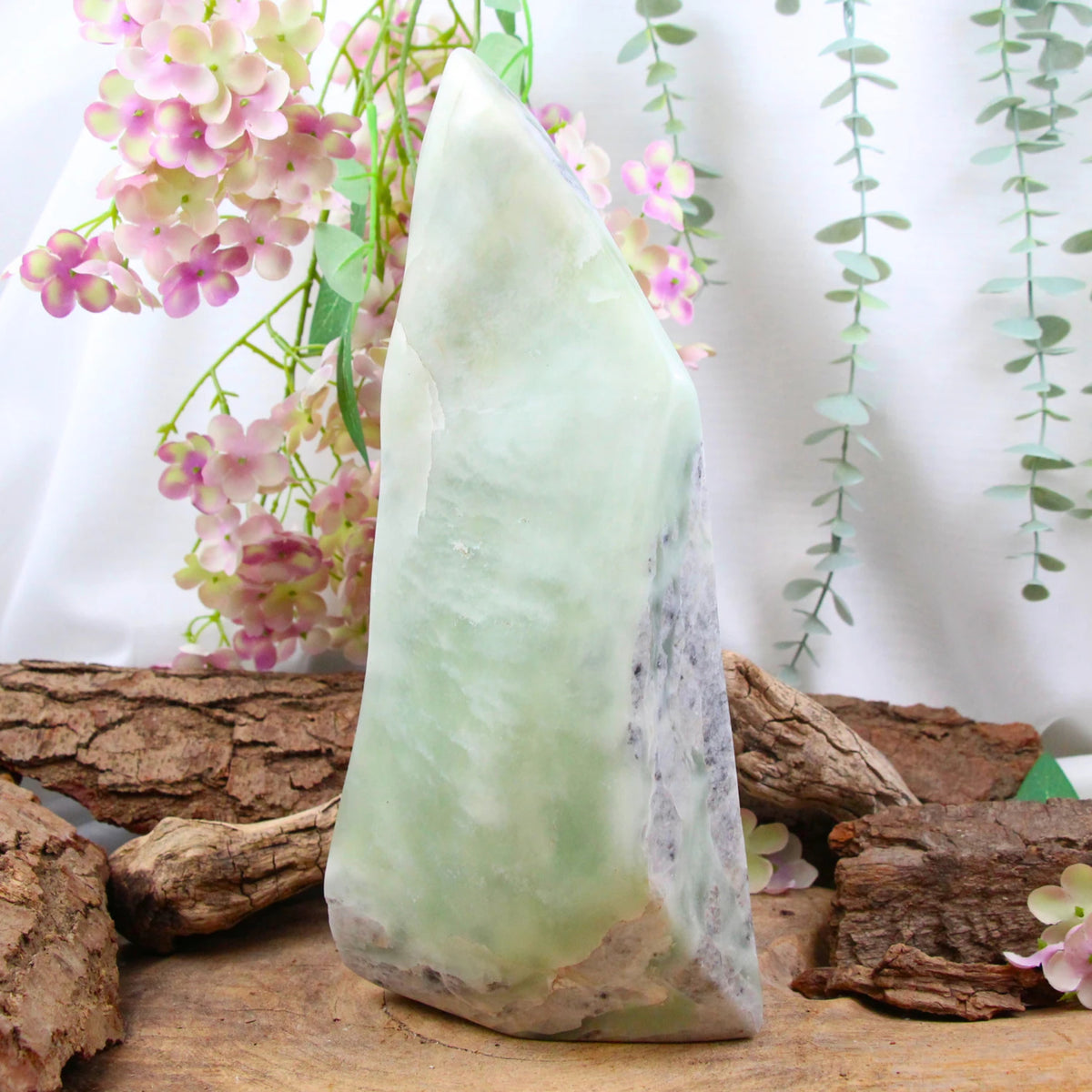 Jade serpentijn sculptuur nr.33