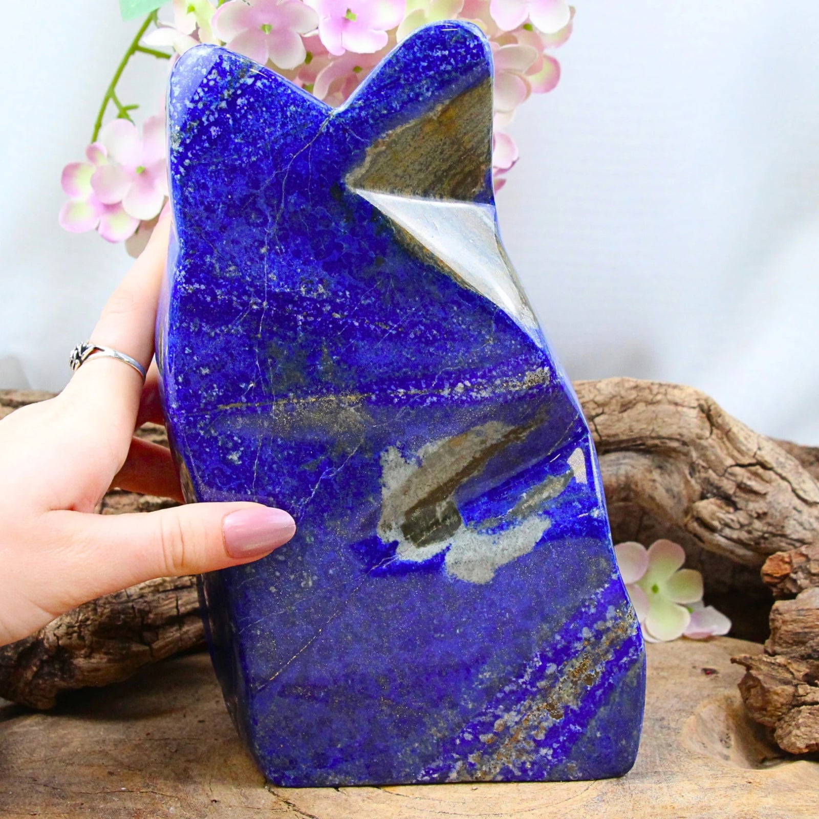 Lapis Lazuli sculptuur nr.21
