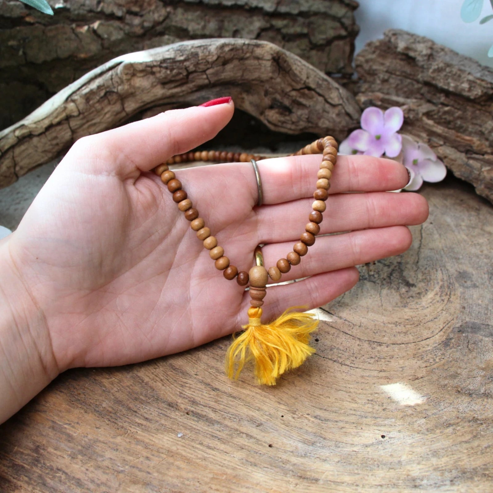 Mala sandalwood 25 cm