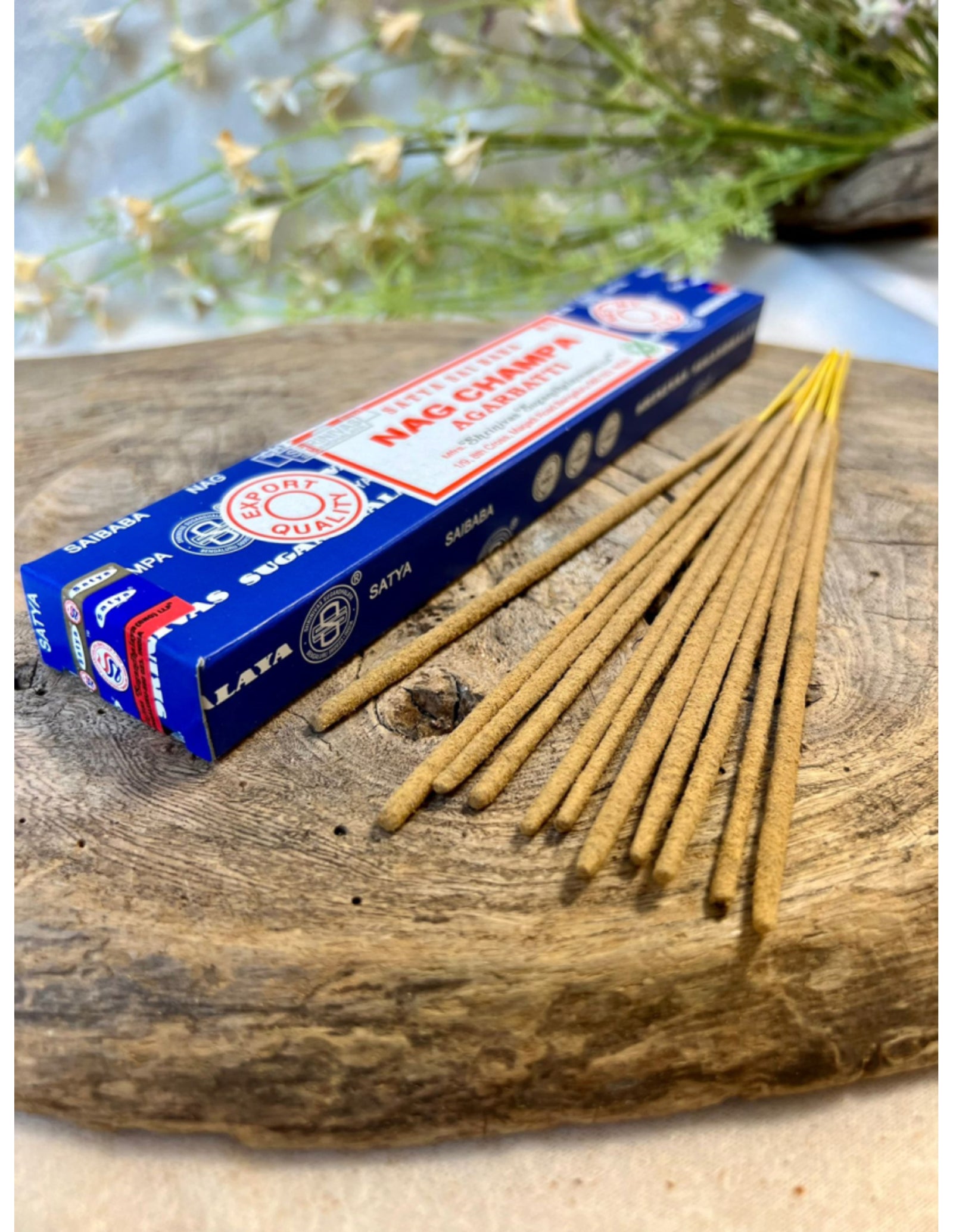 Nag Champa wierook 15 grams Satya - doos van 12 st.