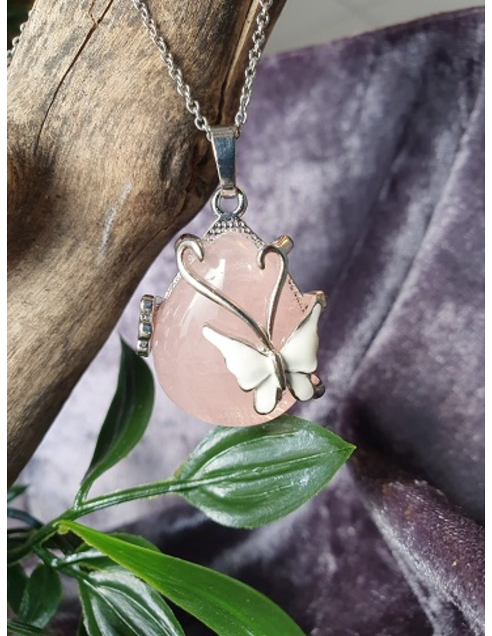 Roze kwarts vlinder druppel hanger