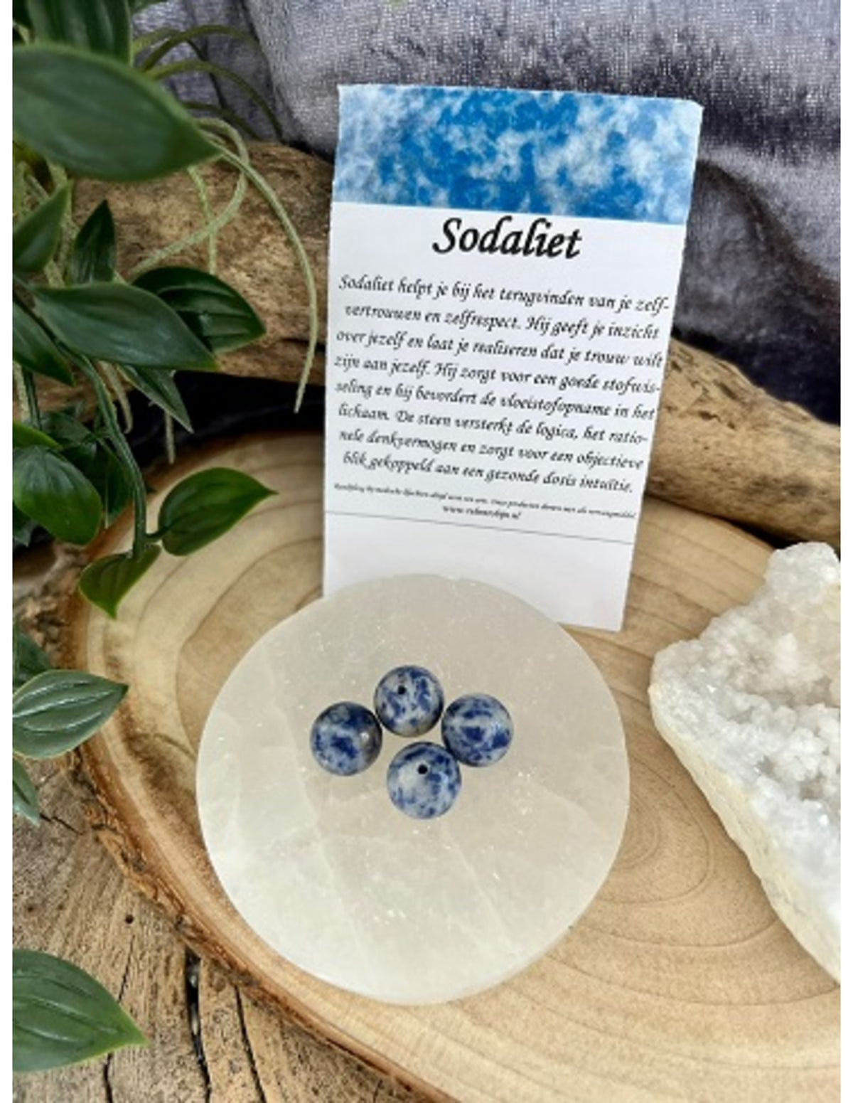 Sodaliet kralen 12 mm - 4 st.