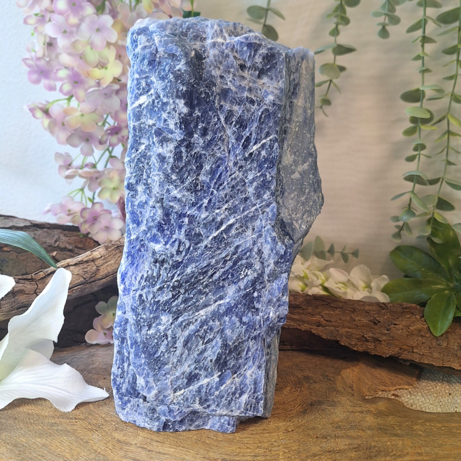 Sodaliet ruw cut base groot nr.02