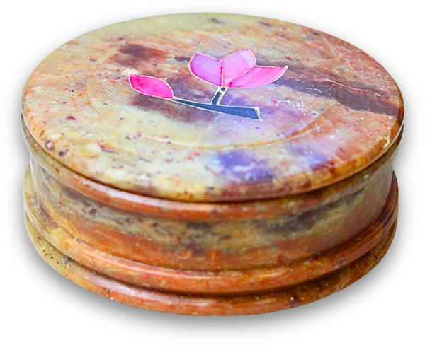 Speksteen doosje rond bloem 8 cm