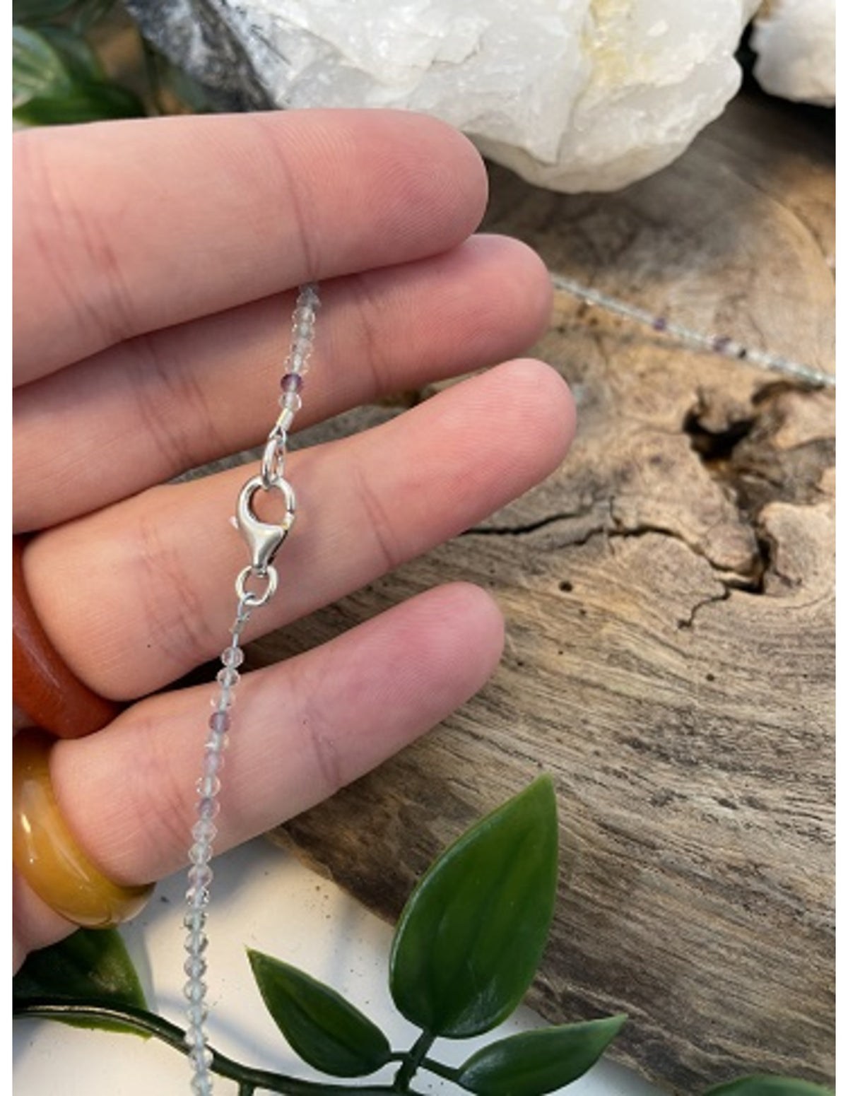 Summer vibes ketting Fluoriet